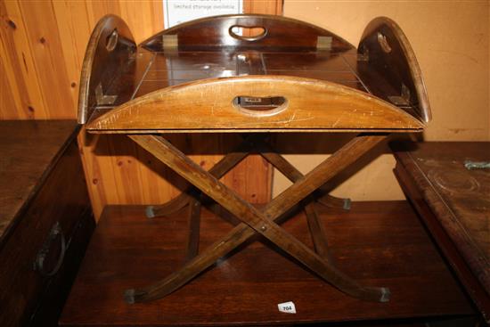 Georgian style butlers tray, on stand